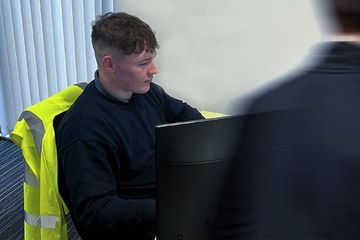 Oscar Successfully Completes Apprenticeship